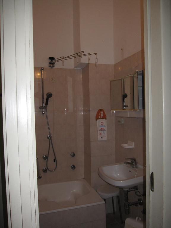 Albergo Kristina 보르디게라 외부 사진